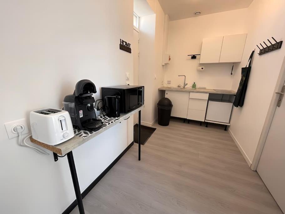 Studio B2 20M2 Cosy 5Min A Pied Des Gares Руан Екстериор снимка