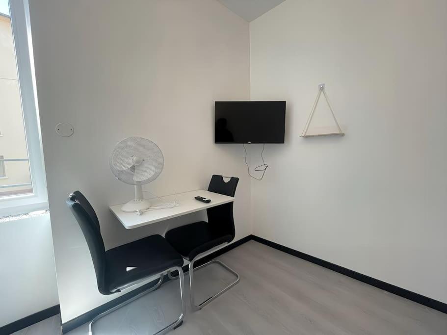 Studio B2 20M2 Cosy 5Min A Pied Des Gares Руан Екстериор снимка